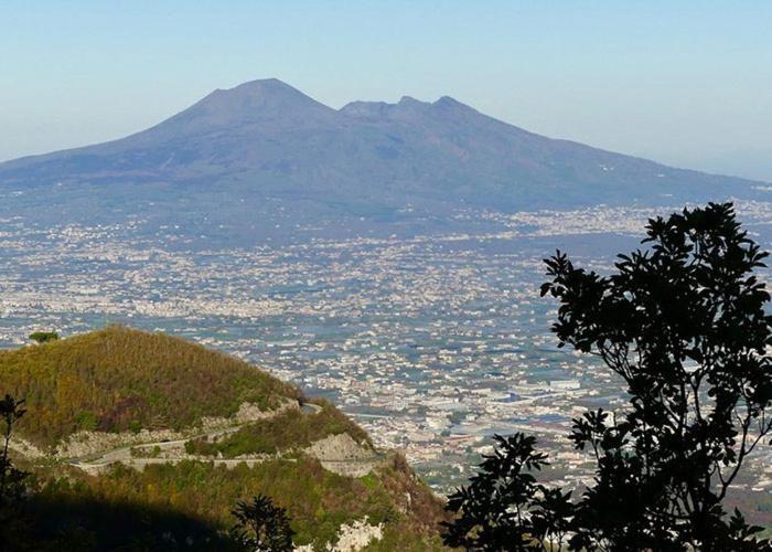 Hotel Sottovento Sant'Egidio del Monte Albino Екстериор снимка