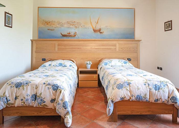 Hotel Sottovento Sant'Egidio del Monte Albino Екстериор снимка