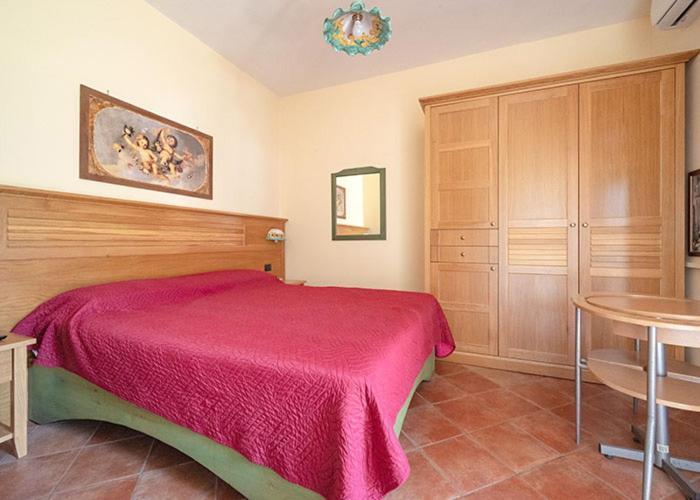 Hotel Sottovento Sant'Egidio del Monte Albino Екстериор снимка